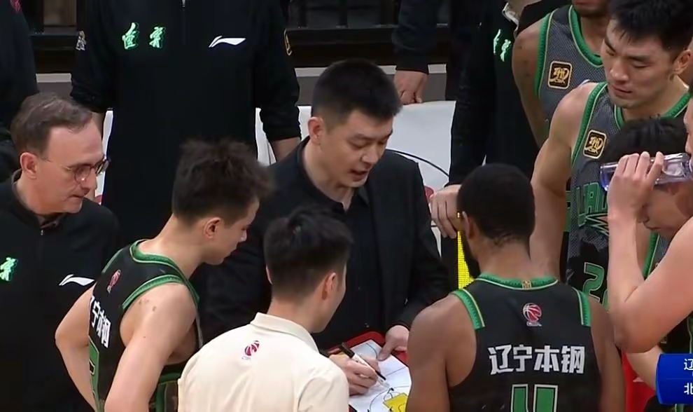 关于压力山大，球队如何应对关键比赛赢得胜利的信息