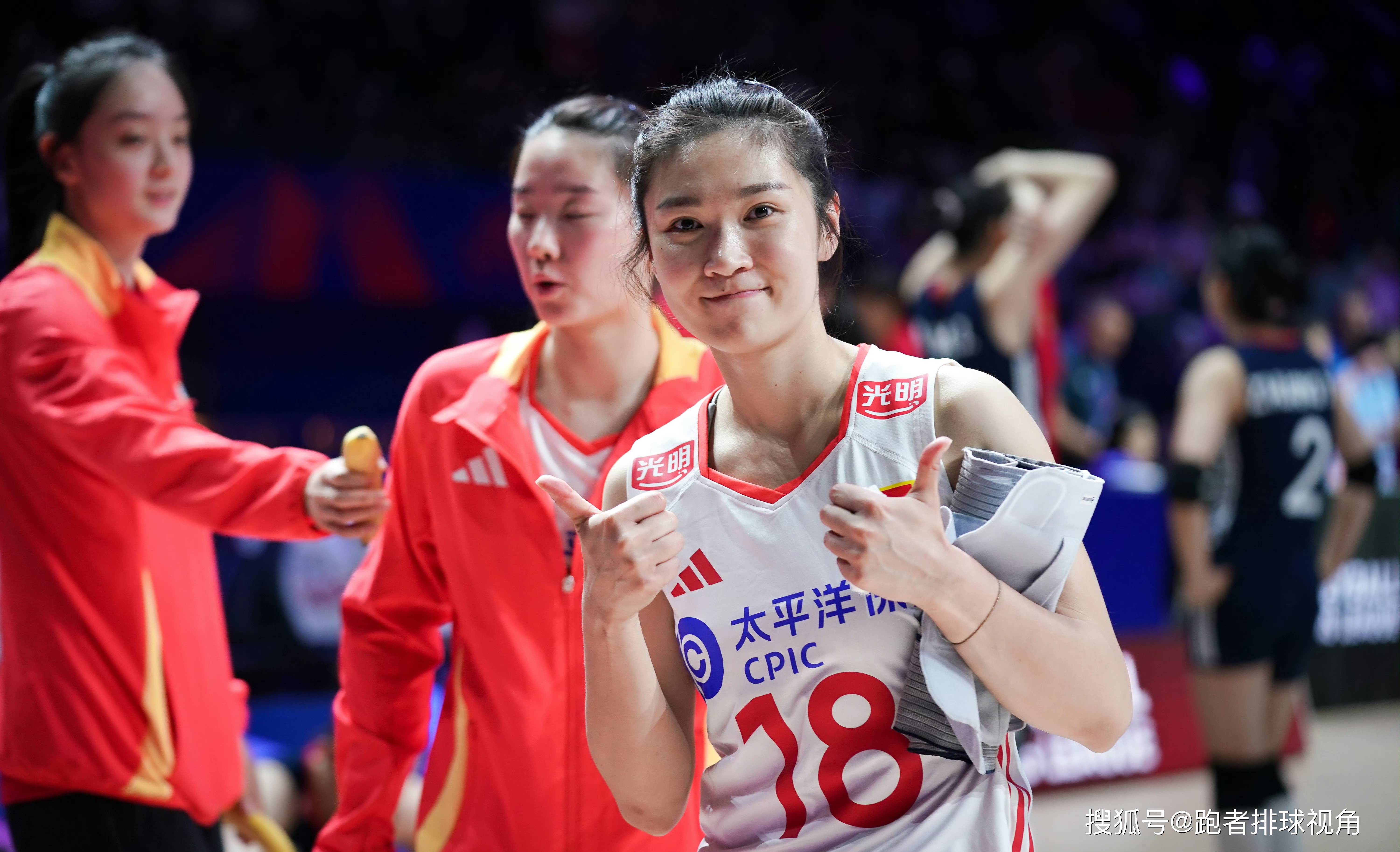 包含中国女排抵达波兰!总决赛之旅不被看好热身赛查漏补缺的词条