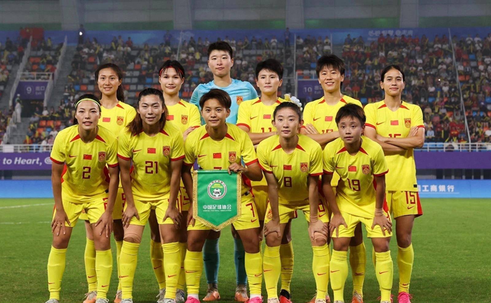 包含鄂媒：武汉女足一周内三连胜，转战大半个中国攻的词条