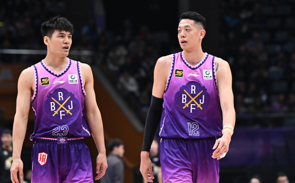 包含周琦8+9首钢力克宁波邹雨宸18分北控胜吉林的词条
