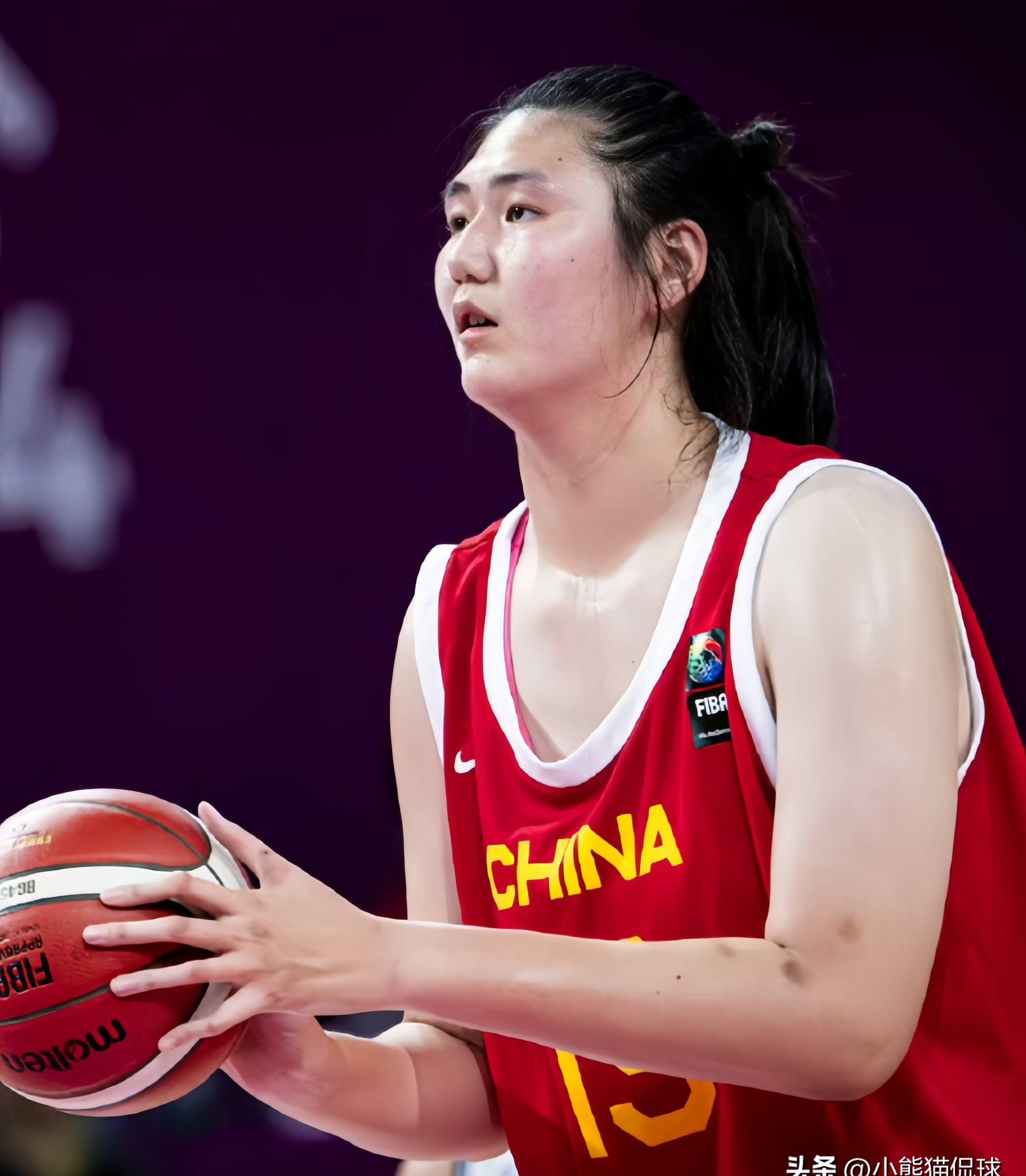 亚美体育app-女篮世青赛名单出炉!小王思雨领衔2米26张子宇缺席!